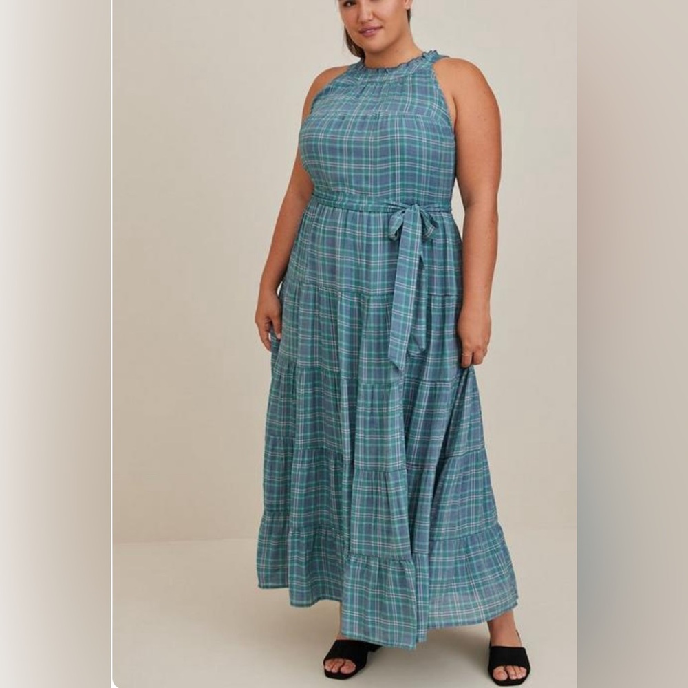 NWT! Torrid Plaid midi dress